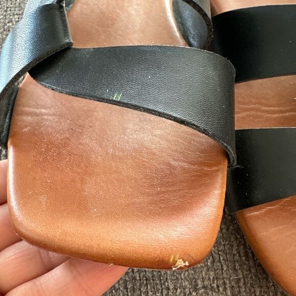 Indigo Rd. Black Sandals Size 7 Simple Classic - Picture 2 of 7